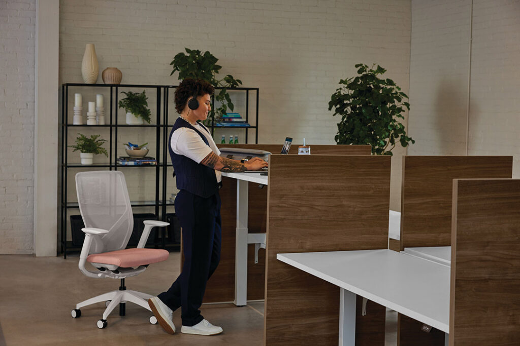 Adjustable height office workstations