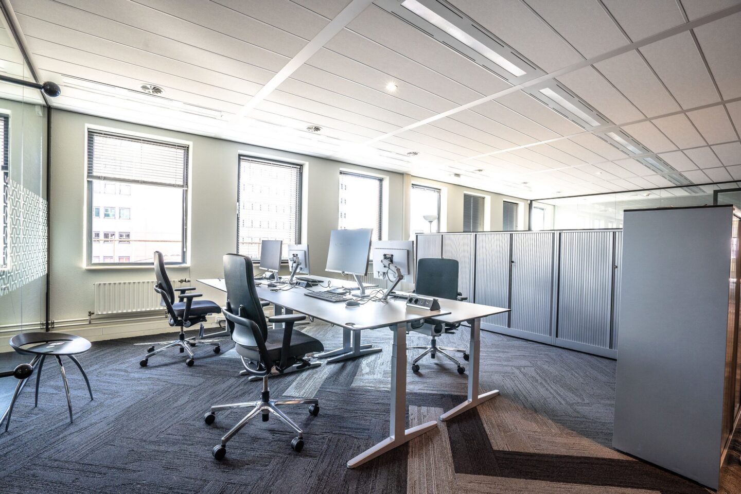 Buying Office Furniture Locally: Why It’s a Smart Business Decision